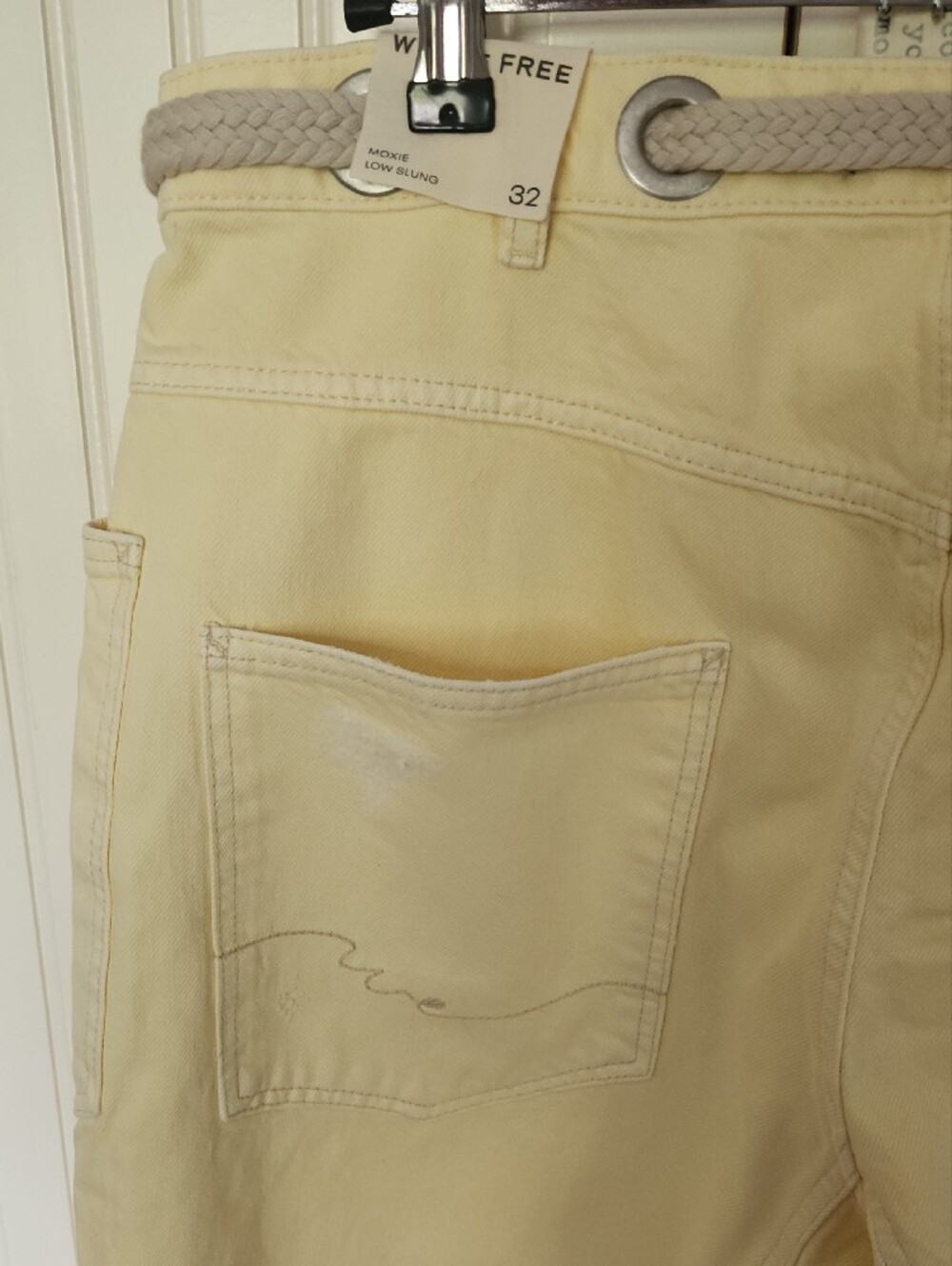 🍋 We The Free Moxie Barrel Jeans - Lemon Icing - Picture 10 of 13
